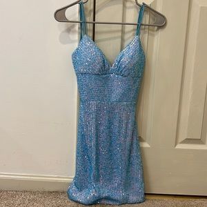 Sequin Fitted Cocktail Dress With Sweetheart Neckline And Lace Up Back